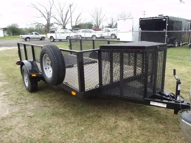 12FT UTILITY TRAILER W/EXPANDED METAL TOOL BOX