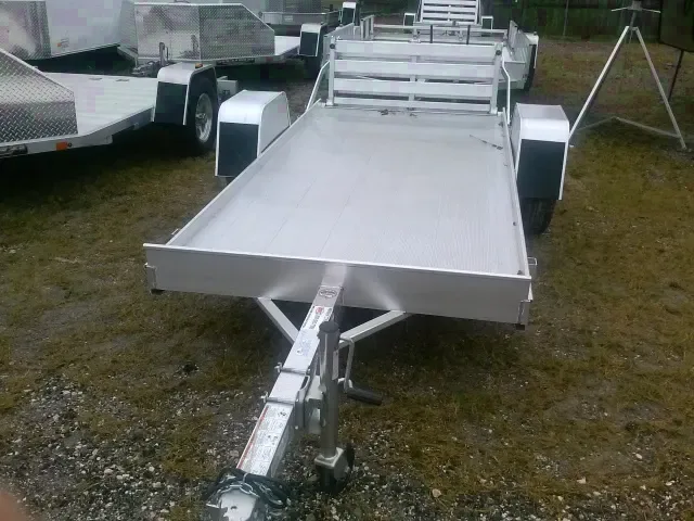 10ft Utility Trailer w/Aluminum Wheels