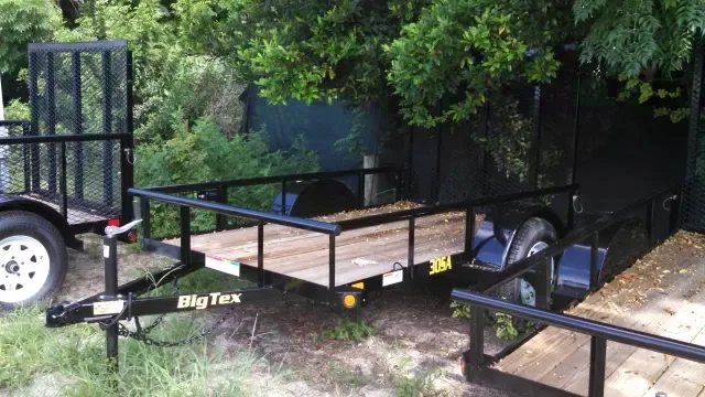 8ft Utility Trailer Black w/Jack