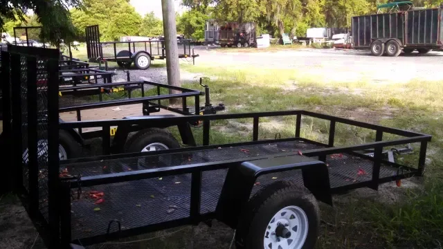 8ft  Utility Trailer w/Rear Gate