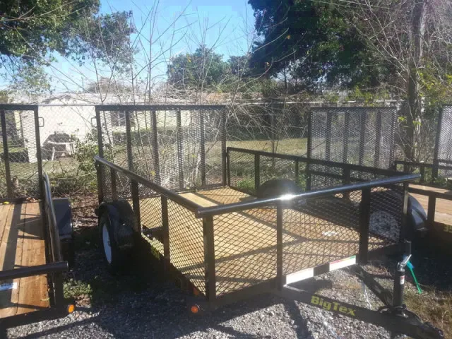 WOOD DECKING 10FT SA UTILITY TRAILER