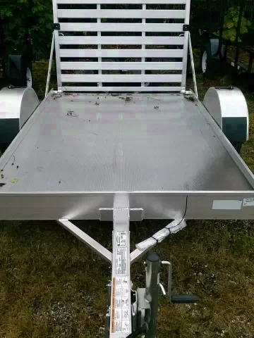 10ft Light Weight SA Utility Trailer