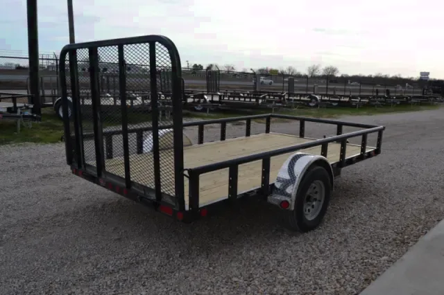 12ft Utility Trailer w/Aluminum Tread Plate Fenders
