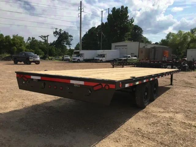 24ft Deckover Pintle Hitch Equipment Trailer