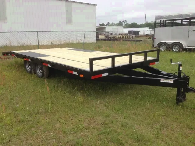 18ft Deckover Equipment Trailer w/Ramps