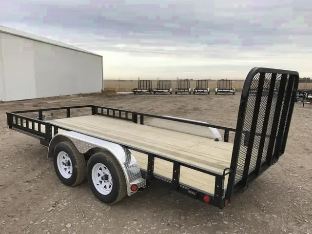 16FT BUMPER PULL UTILITY TRAILER W/GATE