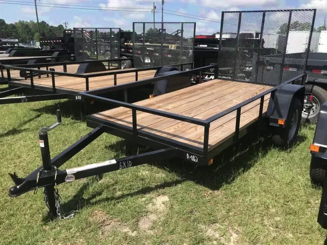 Single 3500lb Axle Utilty Trailer Wood Deck 10 ft