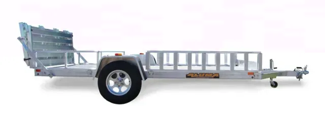 12ft Single 3500lb Axle Utility Trailer w/Ramps