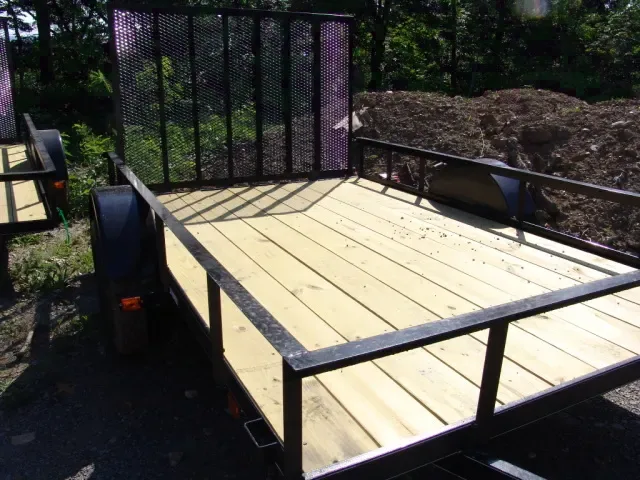 UTILITY TRAILER 10FT BLACK W/REAR GATE