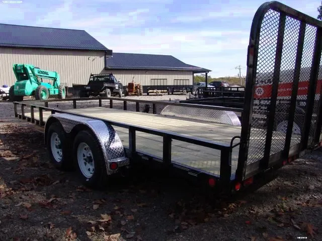 18FT BLACK UTILITY TRAILER W/ALUMINUM FENDERS