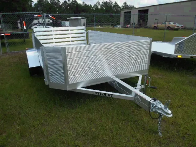 LIGHT WEIGHT 12FT UTILITY TRAILER W/TALL SIDES