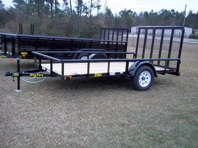 UTILITY TRAILER 12FT SA W/REAR GATE