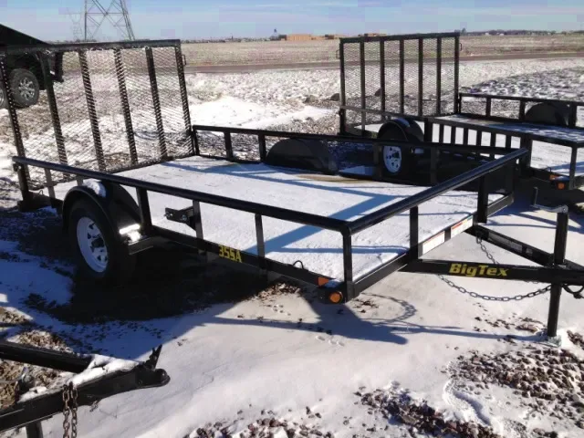 12 FT UTIITY TRAILER SPARE MOUNT