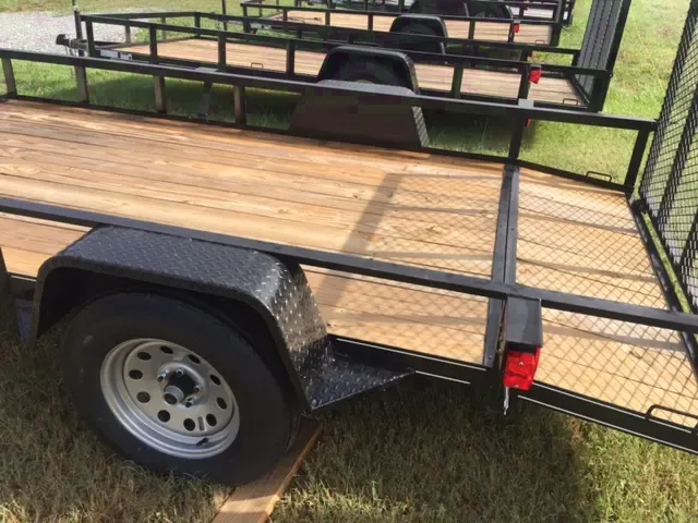 12ft Utility Trailer w/Dovetail