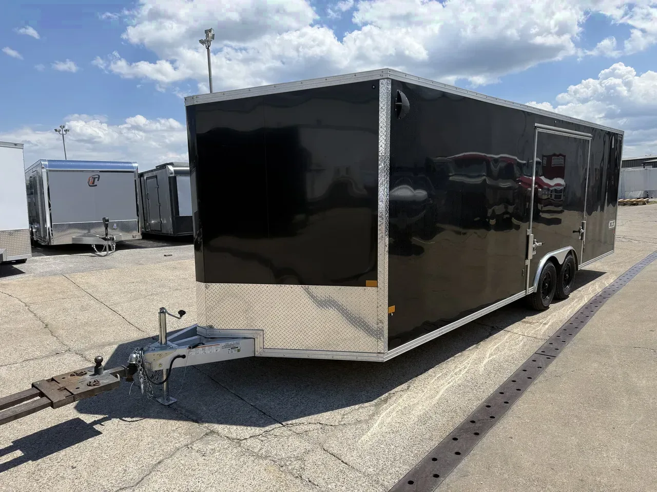 148169 - 2025 Xpress 8.5' x 24' x 6'10" Tandem All-Aluminum Car Hauler Car Hauler Trailer