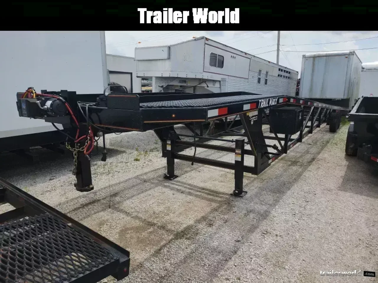 000707 - 2024 Trailmaxx 48' (2)7K Axles Wedge Gooseneck 3 Car Hauler Car Hauler Trailer