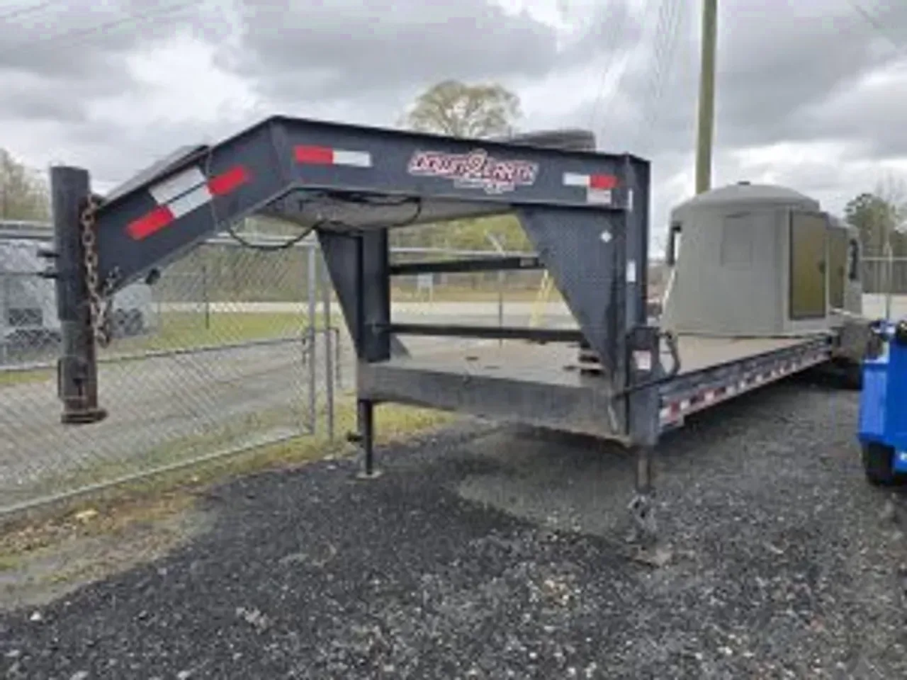 Car Hauler Trailer 7X34 Down 2 Earth Trailers Used 34′ Steel Deck Gooseneck Car hauler Trailer -DTEGN8234-USED-065179 7 ft. x34 ft.