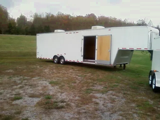 2008 United Gooseneck Auto Trailer 8.5x38 - Douglas, GA