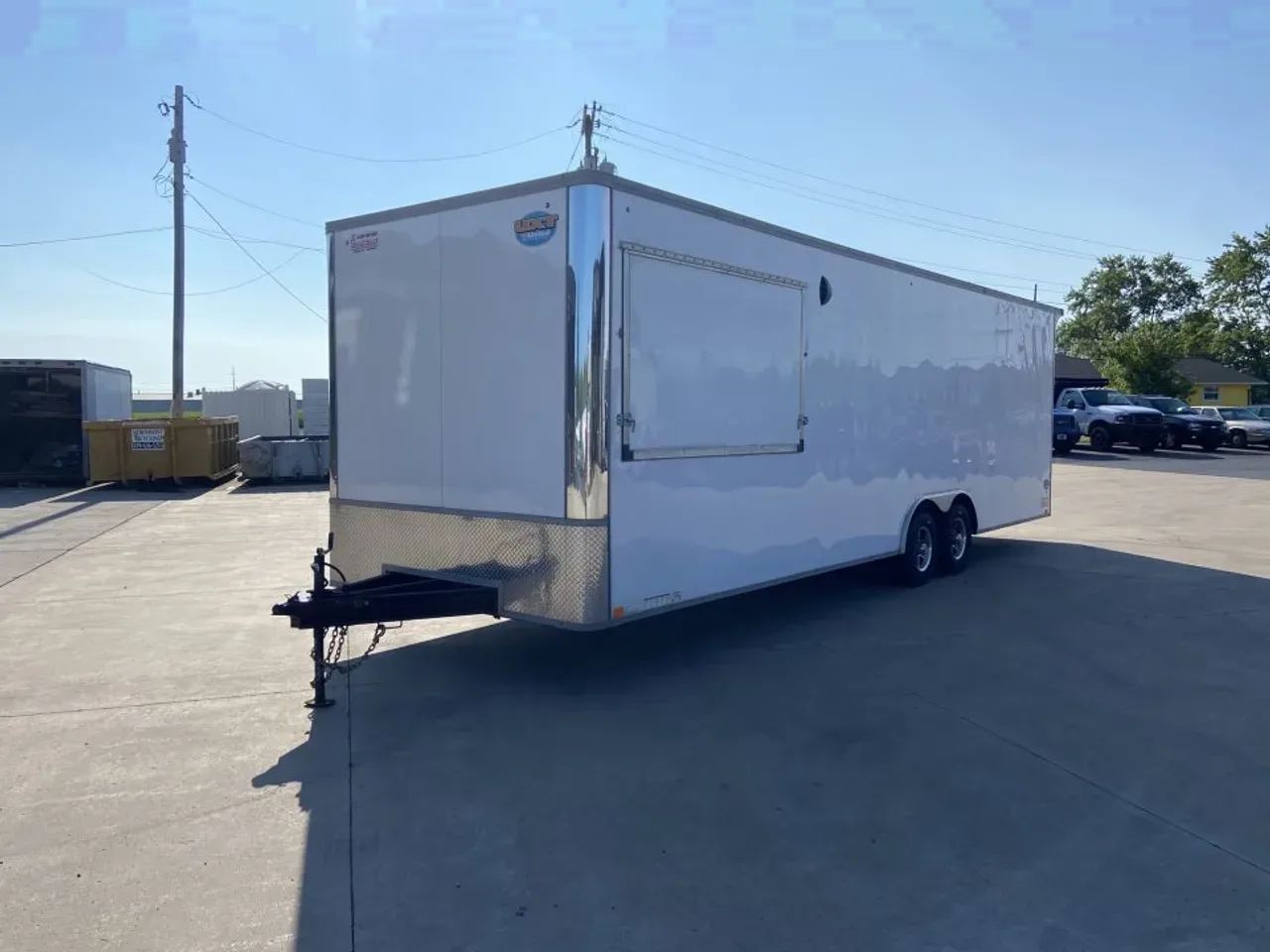 2020 United Trailers XLT-8.5X28 Vending Trailer