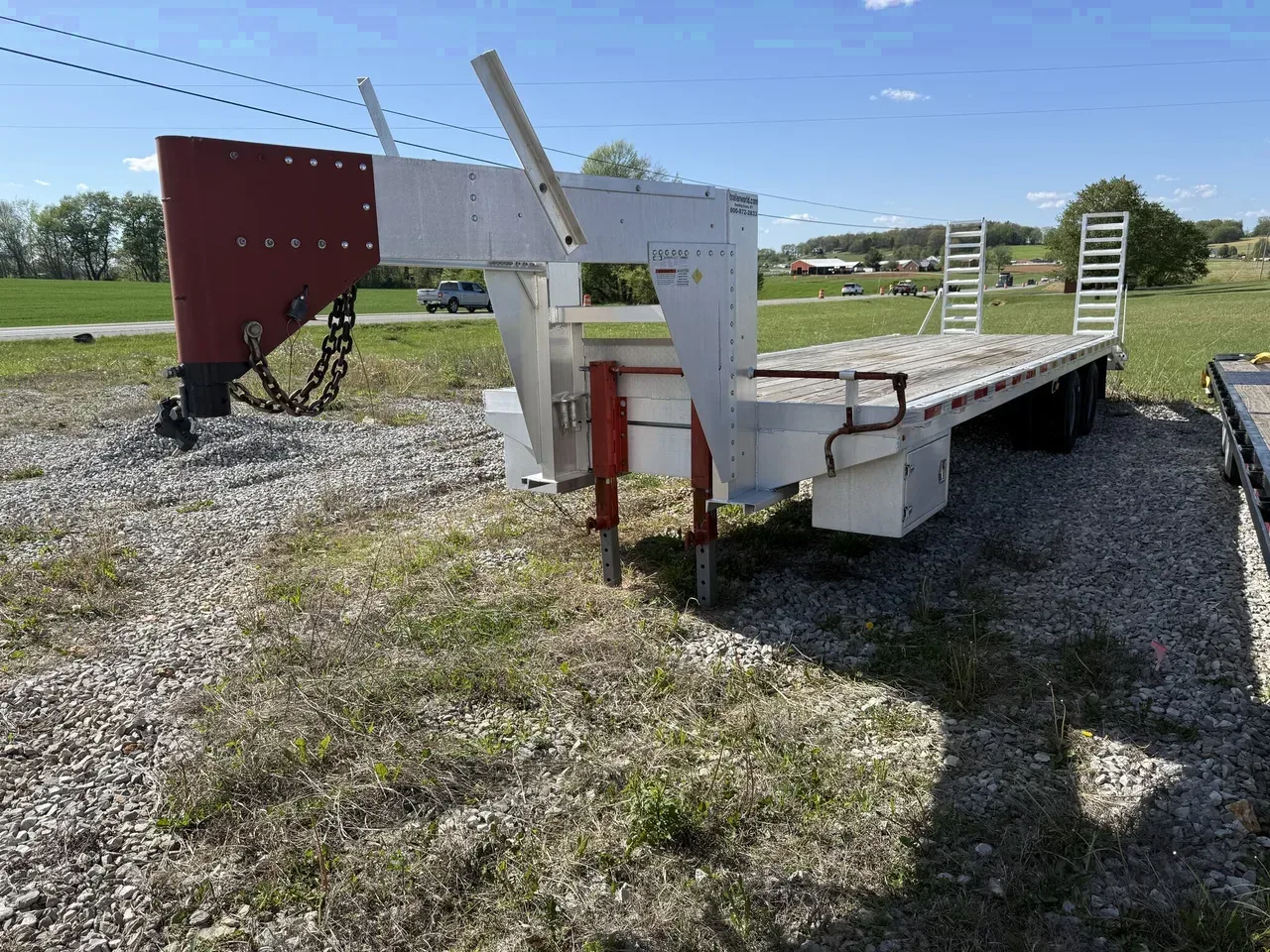 192309 - 2010 Trailer World 8.5 x 30 (25+5) Aluminum Gooseneck (2)10k Axles Equipment Trailer
