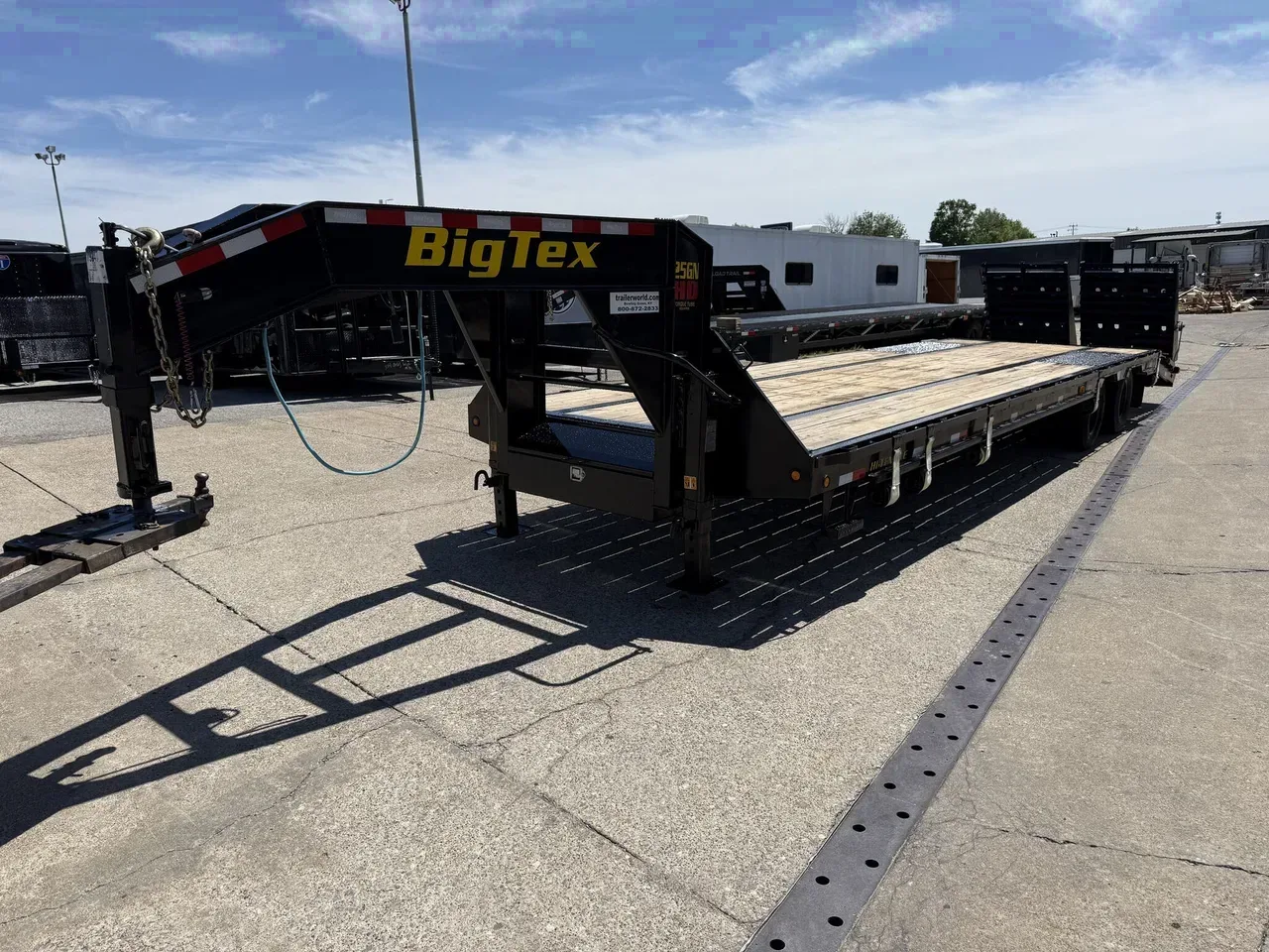 279247 - 2023 Big Tex 25GN 8.5' x 33' (28+5) Gooseneck (2)12K Axles Deckover Equipment Trailer