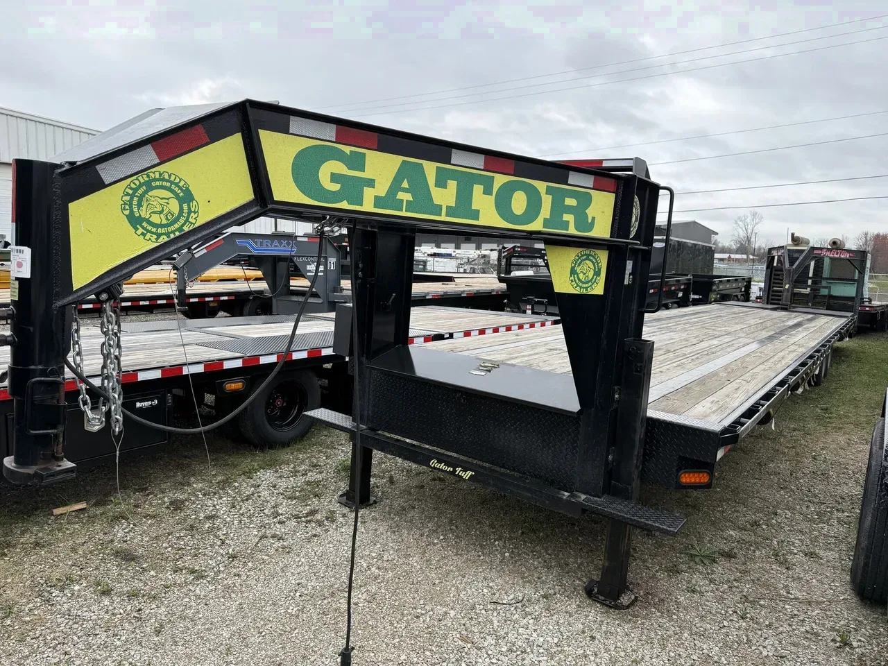 015755 - 2023 Gatormade 8.5' x 40' (35+5) Gooseneck (2)8K Axles Hyd. Jacks Equipment Trailer