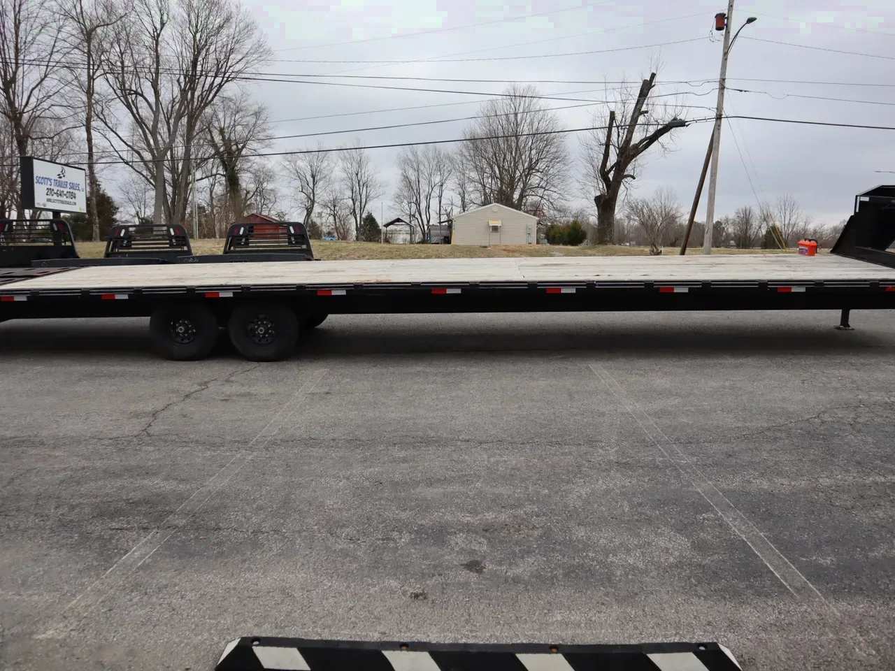 Repo 2023 Trail Maxx 40' Flatbed Flatbed Trailer