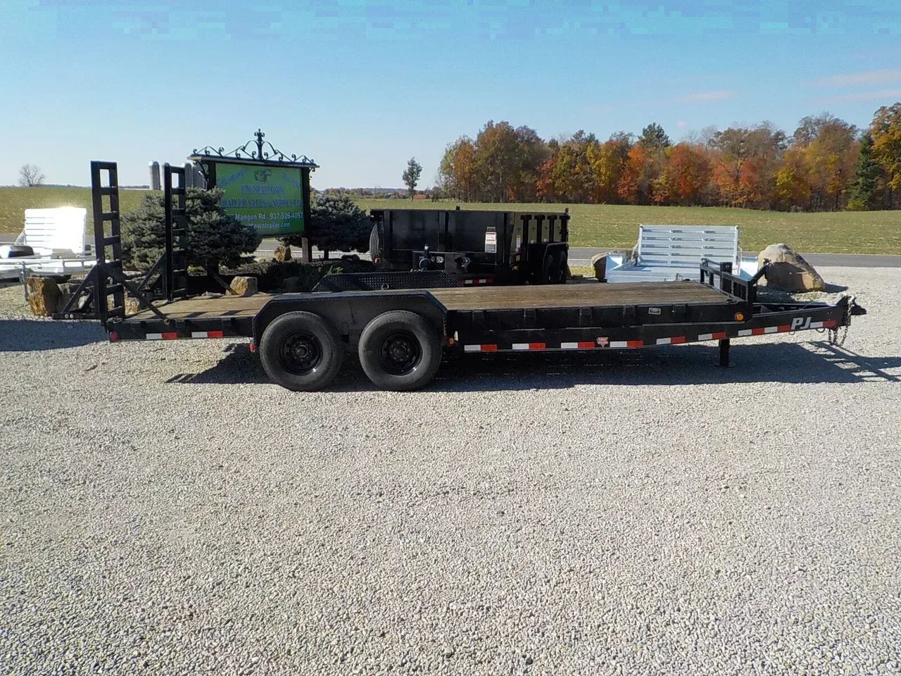 11637 - 2021 PJ Trailers C8 8" CHANNEL EQUIPMENT TRAILER Equipment Trailer