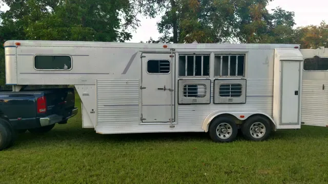 2007 Horse Trailer 25' - Douglas, GA