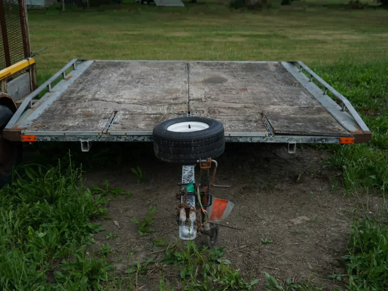 1992 Other 8x10 tilt Snowmobile Trailer