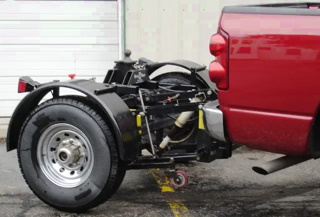 2005 Tow Buddy 5th Wheel/Gooseneck Adapter - Cincinnati, OH