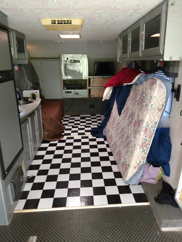 2007 KZ MXT 22 ft Toy Hauler Travel Trailer for Sale