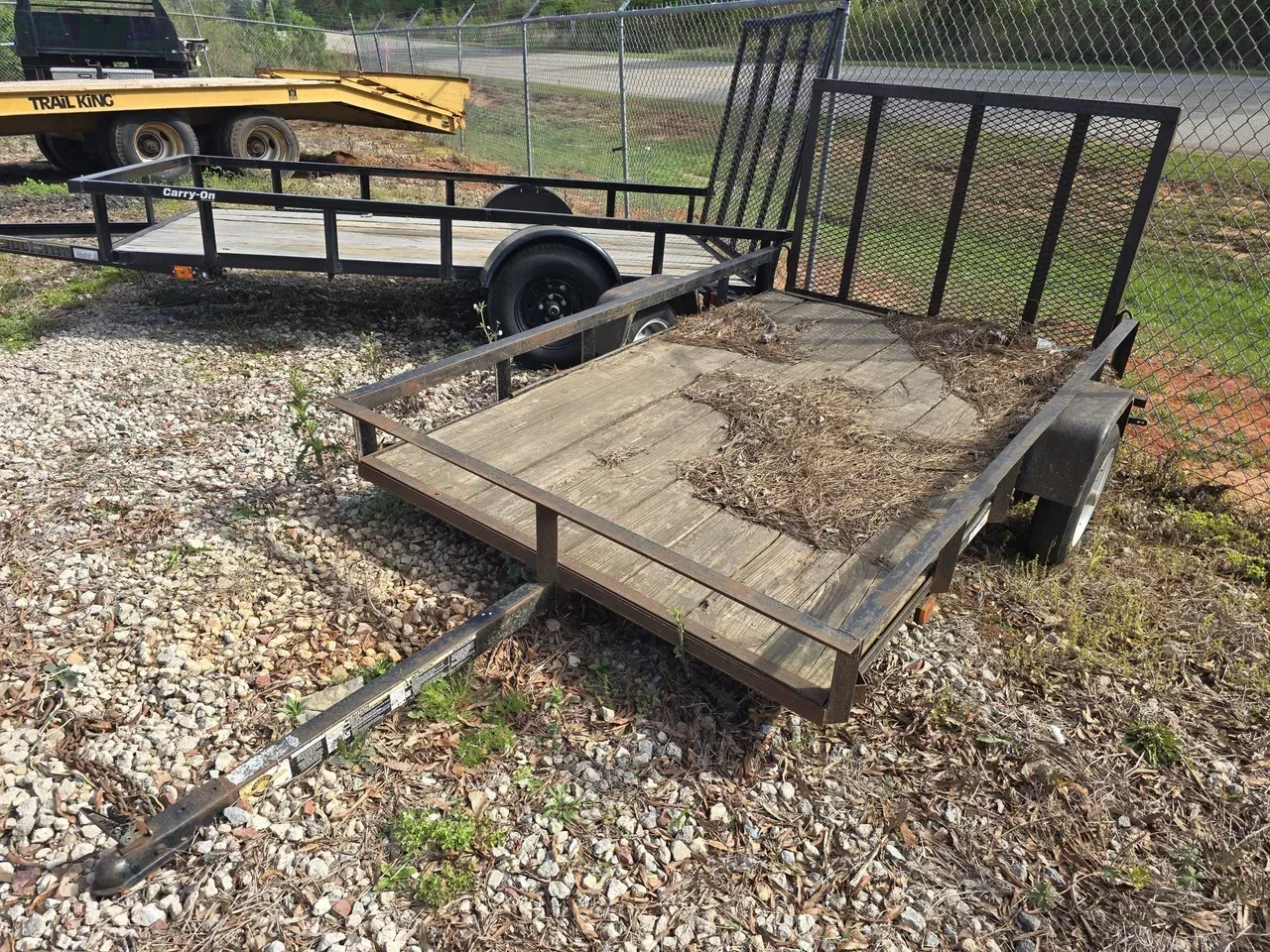 Utility Trailer 2004 5X8 Carry on USED 5×8 Single Axle Utility Trailer -dte508-used-035483 5 ft. x8 ft.