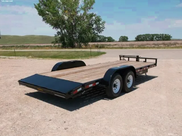 18 FT UTILITY TRAILER W/SLIDE IN RAMPS